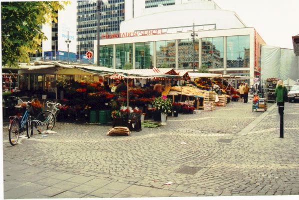 stockholmflowermarket.jpg