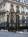 paris04-077