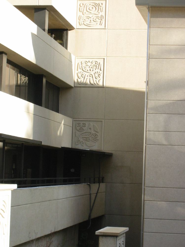 109-0945_img.jpg